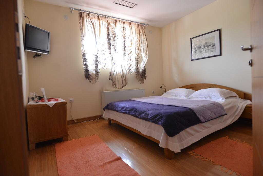 Čačak Motel Kneginja חדר תמונה