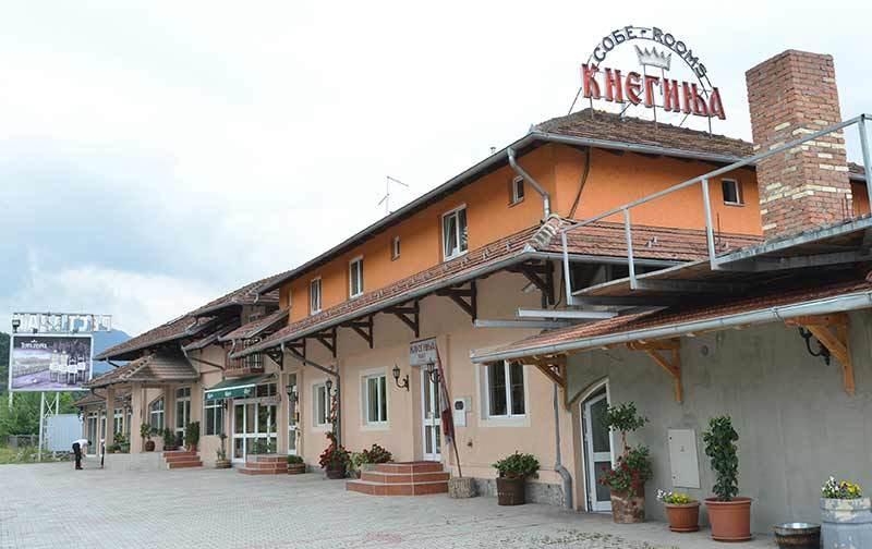 Čačak Motel Kneginja מראה חיצוני תמונה